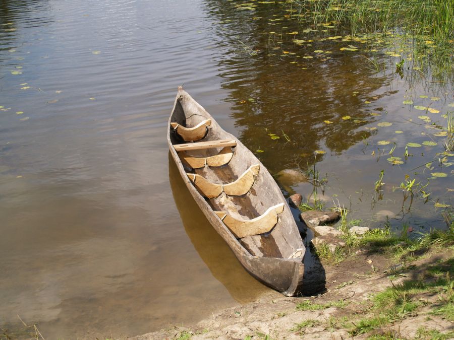 dugout-canoe workshops soomaa.com